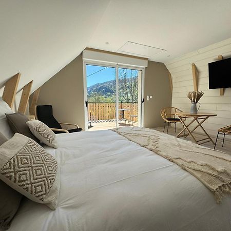 La Puy Mary Bed & Breakfast Le Falgoux Екстериор снимка