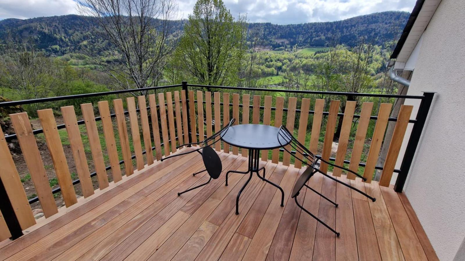 La Puy Mary Bed & Breakfast Le Falgoux Екстериор снимка